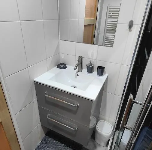 Uno Cosy Choisy-le-Roi